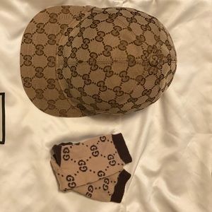 Gucci Kids baseball cap w/Gucci Socks